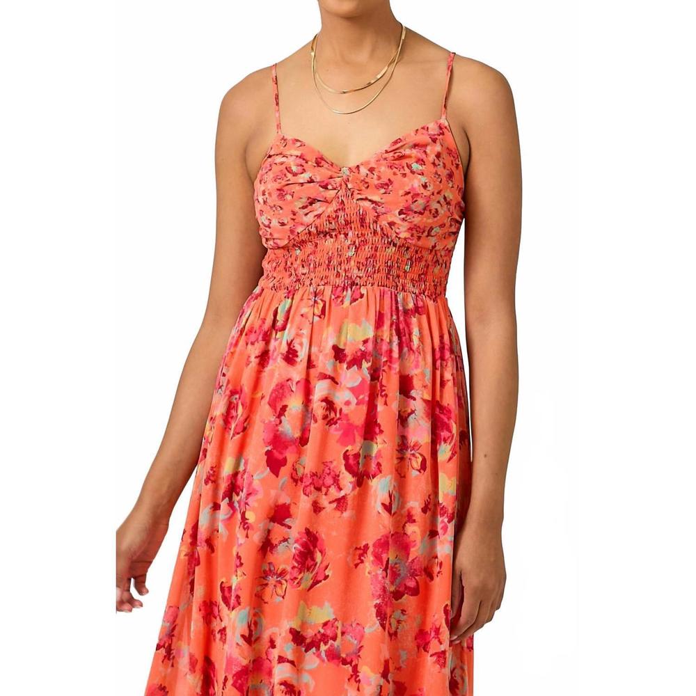 NEW MYSTREE twist adorn neckline smocked maxi dress in tomato red - Picture 6 of 6